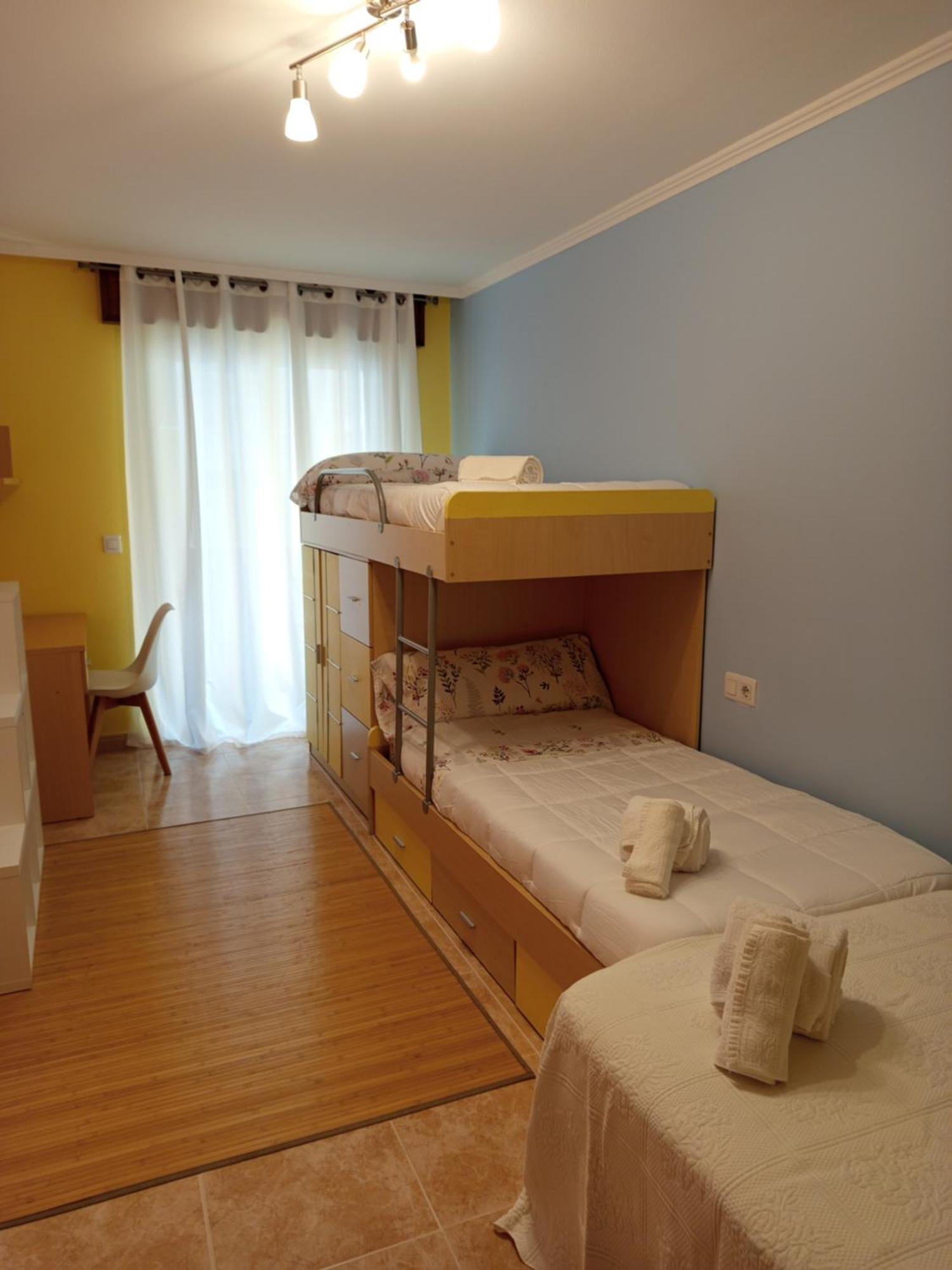 Piso Centrico En Ribeira Appartement Buitenkant foto